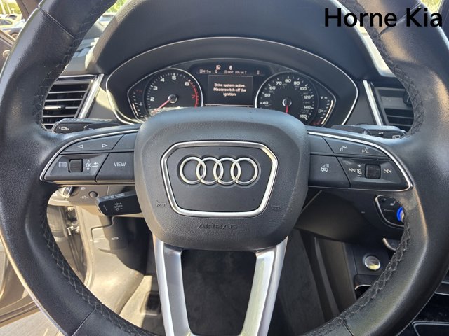 Vehicle image 17 of 35