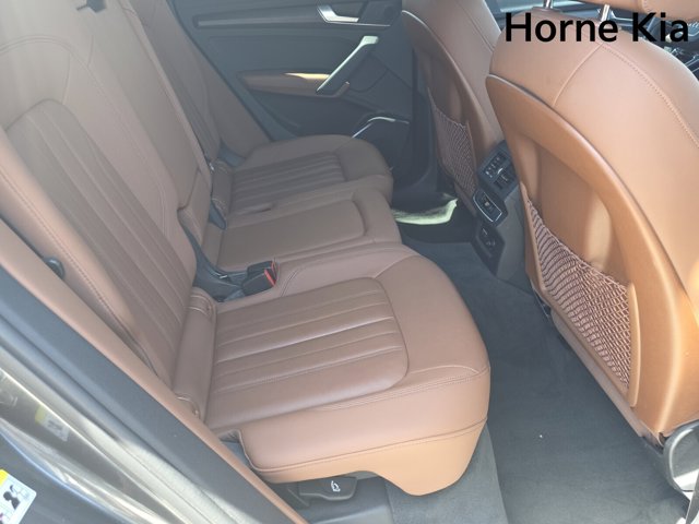 Vehicle image 9 of 35