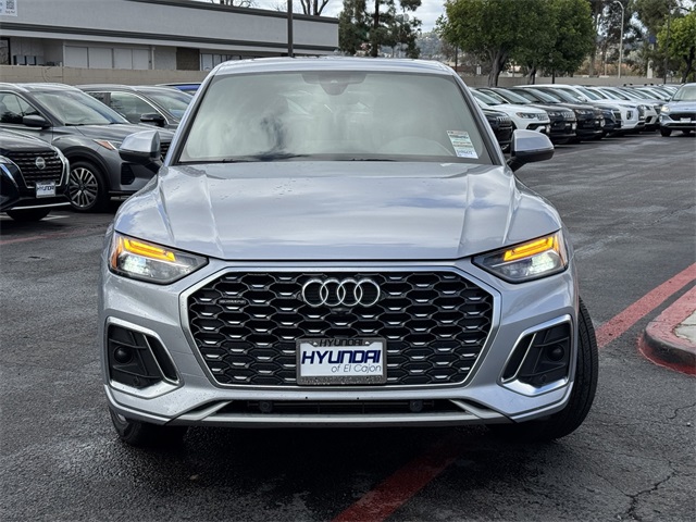 Vehicle image 2 of 44