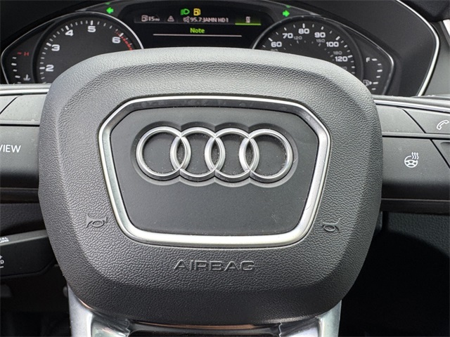 Vehicle image 29 of 44