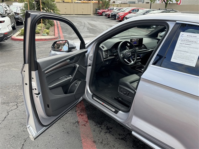 Vehicle image 44 of 44