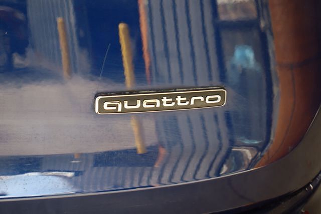 Vehicle image 37 of 38