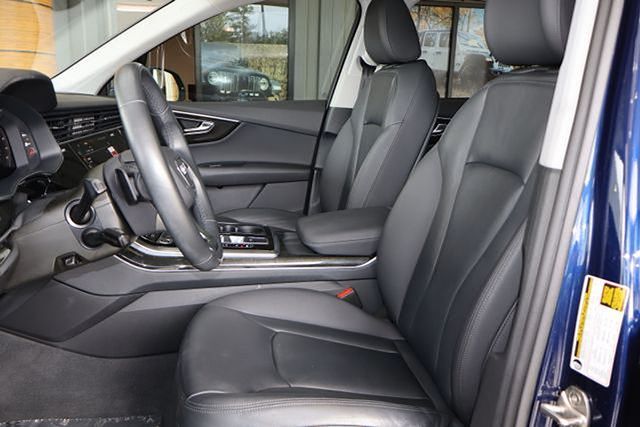 Vehicle image 11 of 38