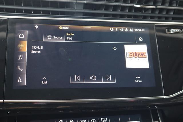 Vehicle image 25 of 38