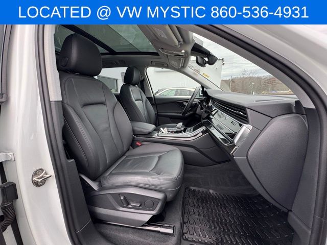Vehicle image 23 of 38