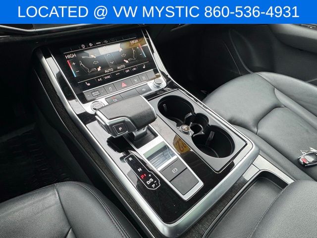 Vehicle image 33 of 38