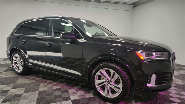 Vehicle image 6 of 26