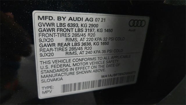 Vehicle image 20 of 26