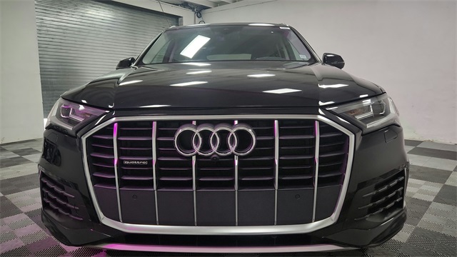 Vehicle image 2 of 26