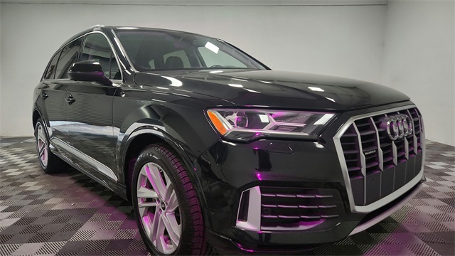 Vehicle image 3 of 26