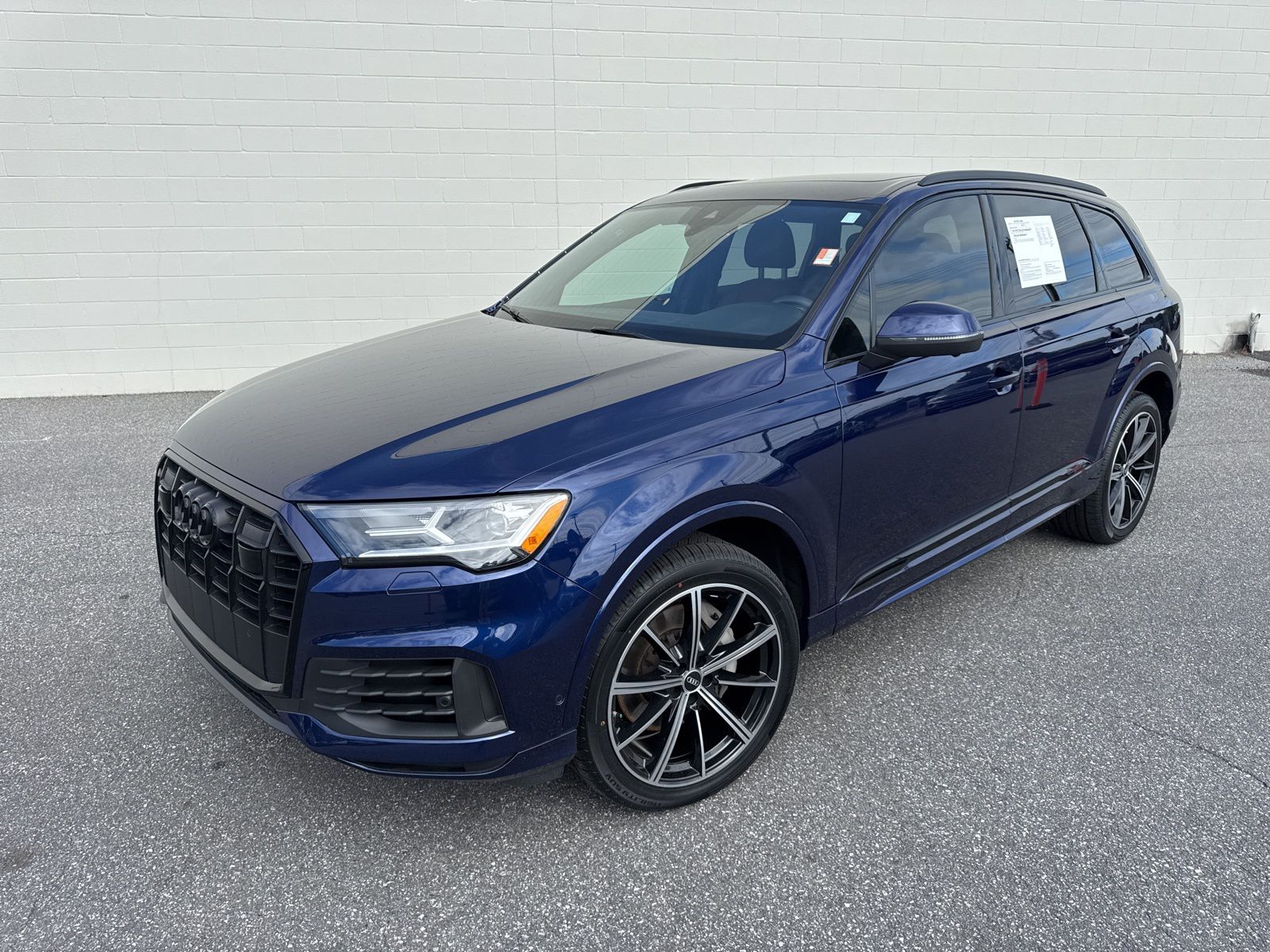 2022 Audi Q7 Premium Plus Image 1 of 35