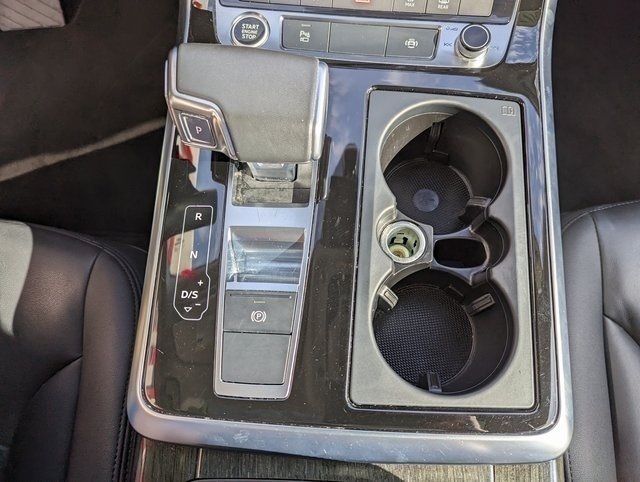 Vehicle image 15 of 27