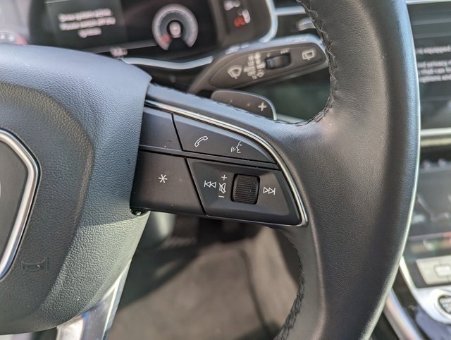 Vehicle image 11 of 27