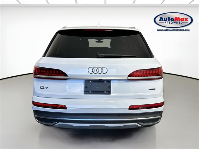 Vehicle image 6 of 33