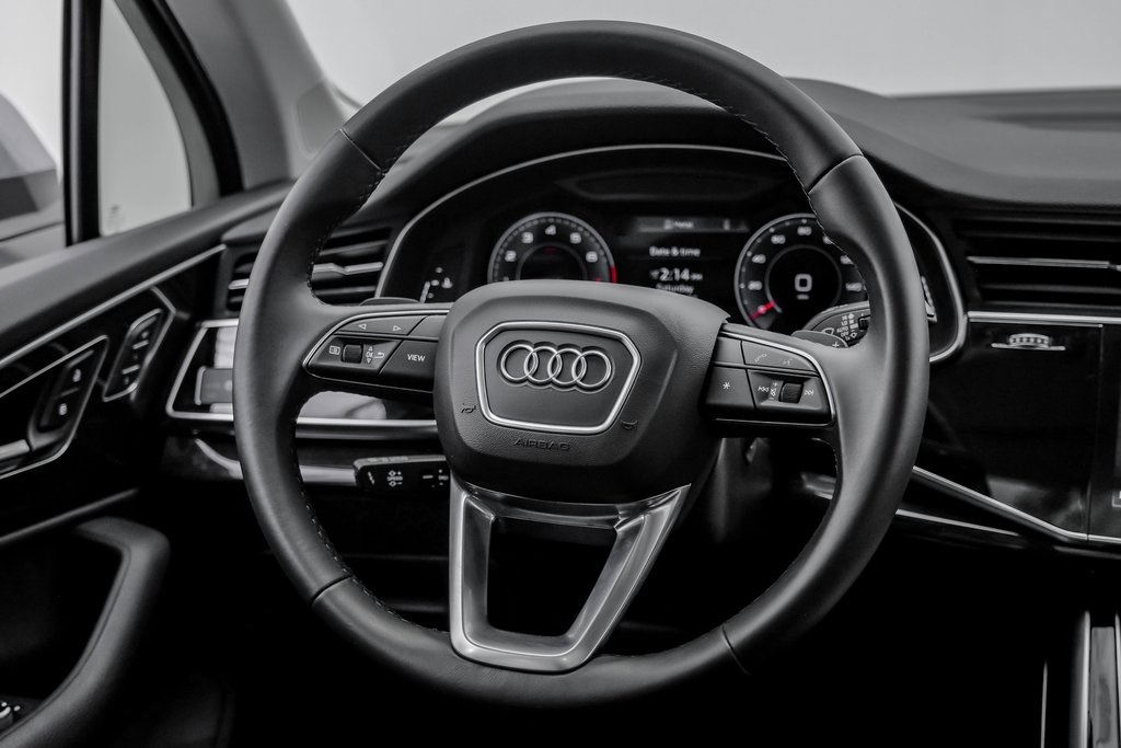 Vehicle image 29 of 52