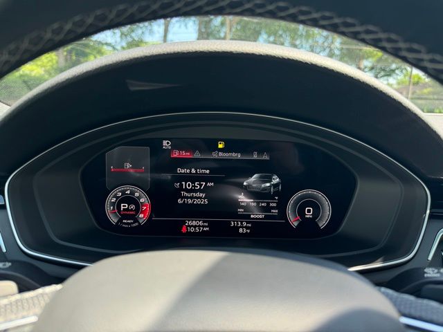 Vehicle image 17 of 28