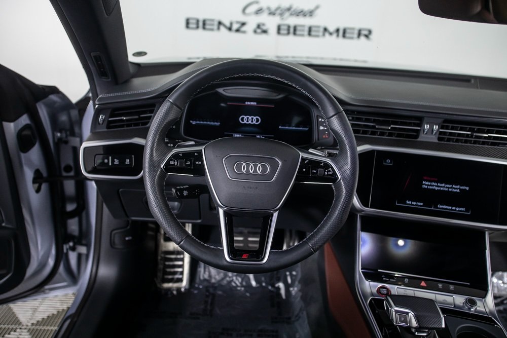 Vehicle image 24 of 46