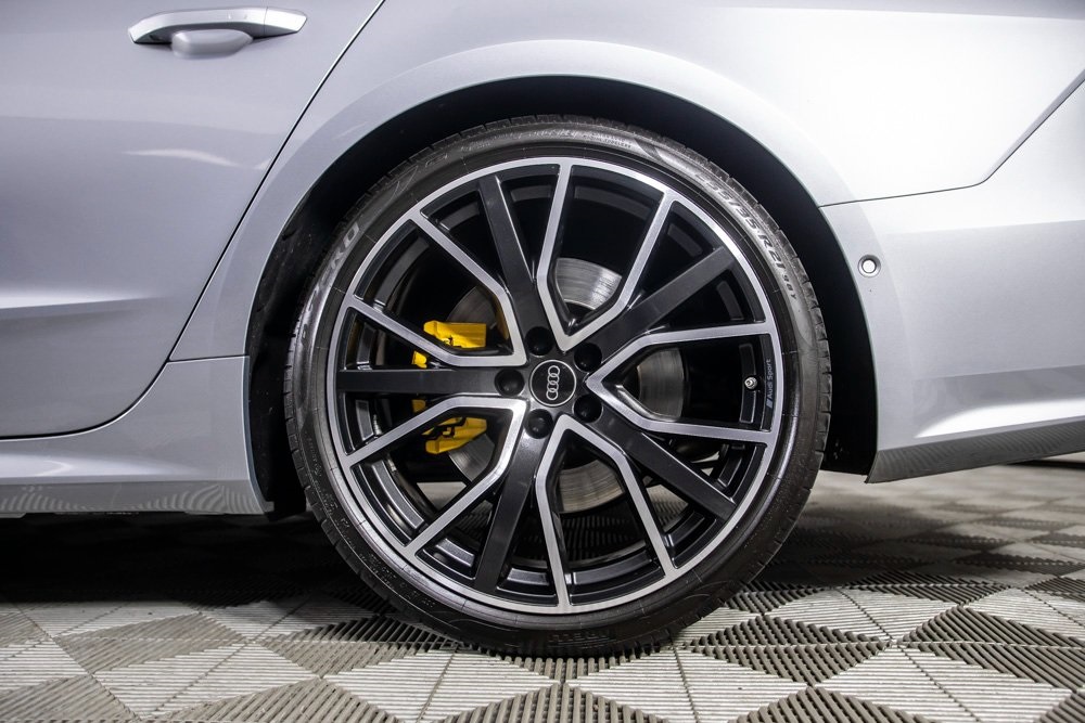 Vehicle image 42 of 46