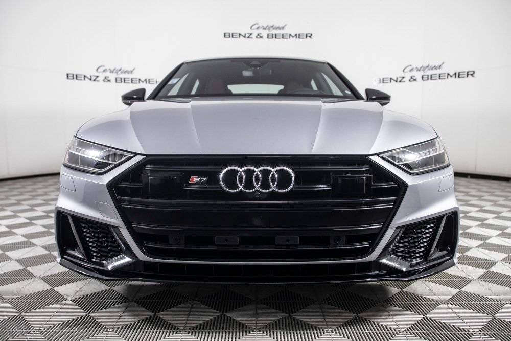 Vehicle image 2 of 46