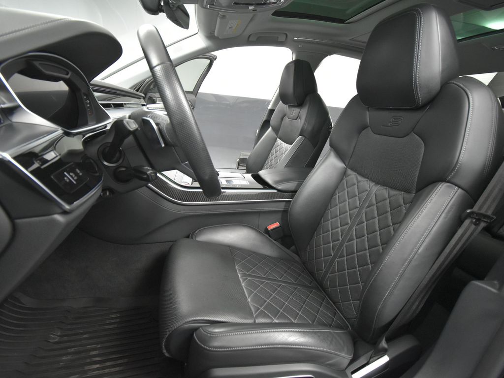 Vehicle image 26 of 53