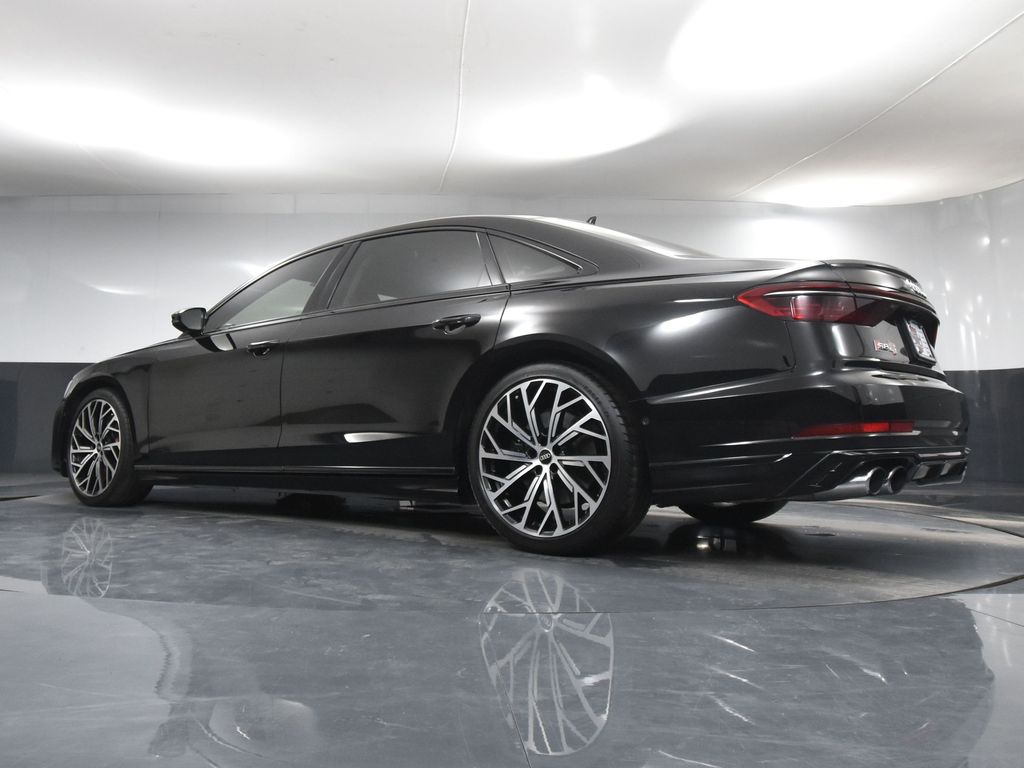 Vehicle image 10 of 53