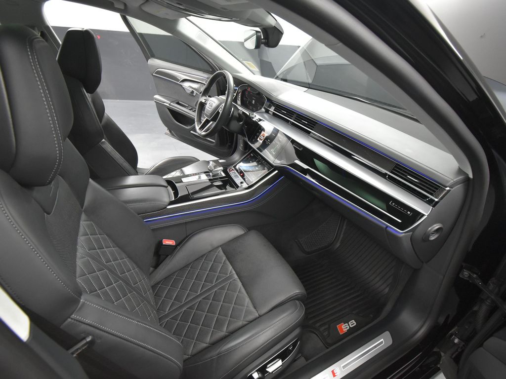 Vehicle image 51 of 53