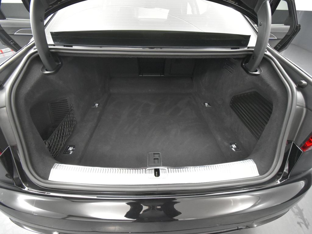 Vehicle image 43 of 53