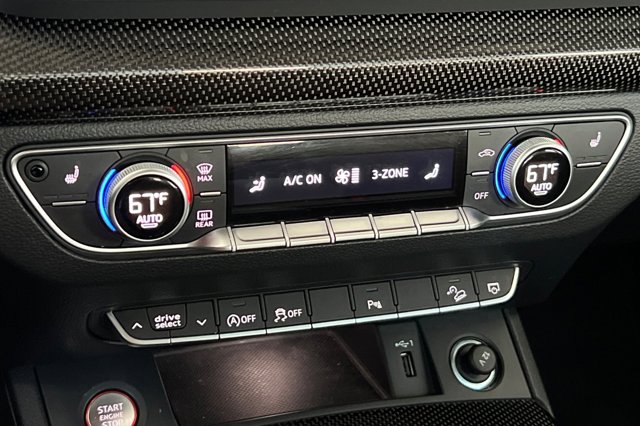 Vehicle image 20 of 29