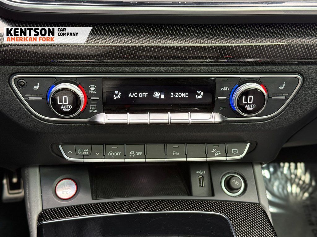 Vehicle image 34 of 49