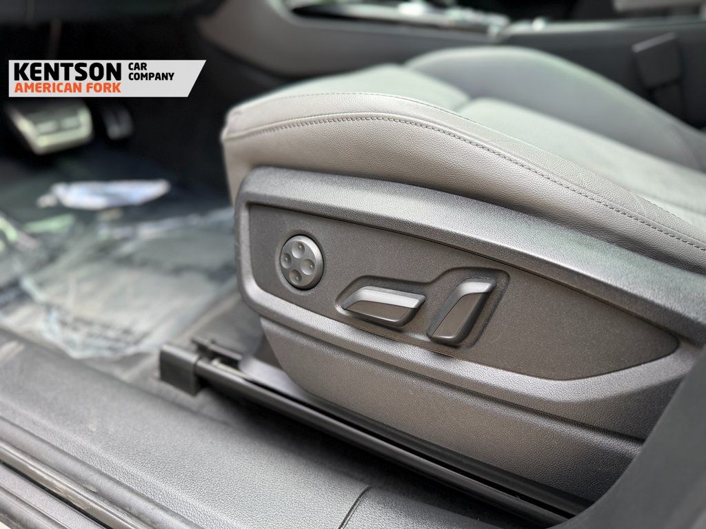 Vehicle image 42 of 49