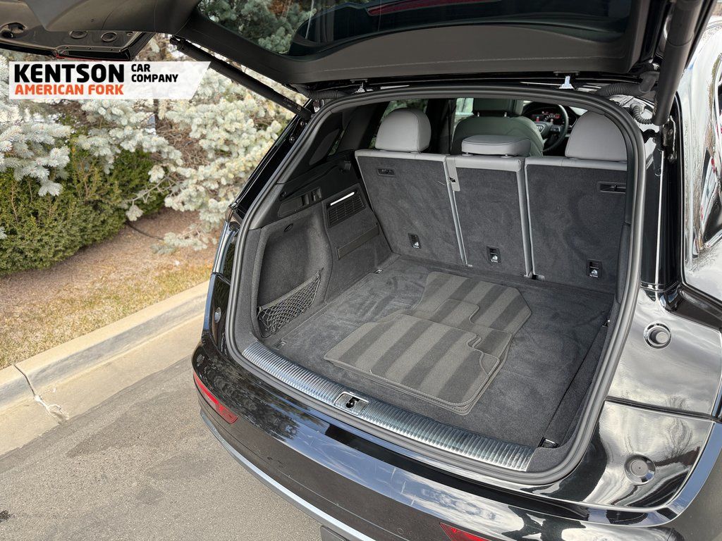 Vehicle image 48 of 49