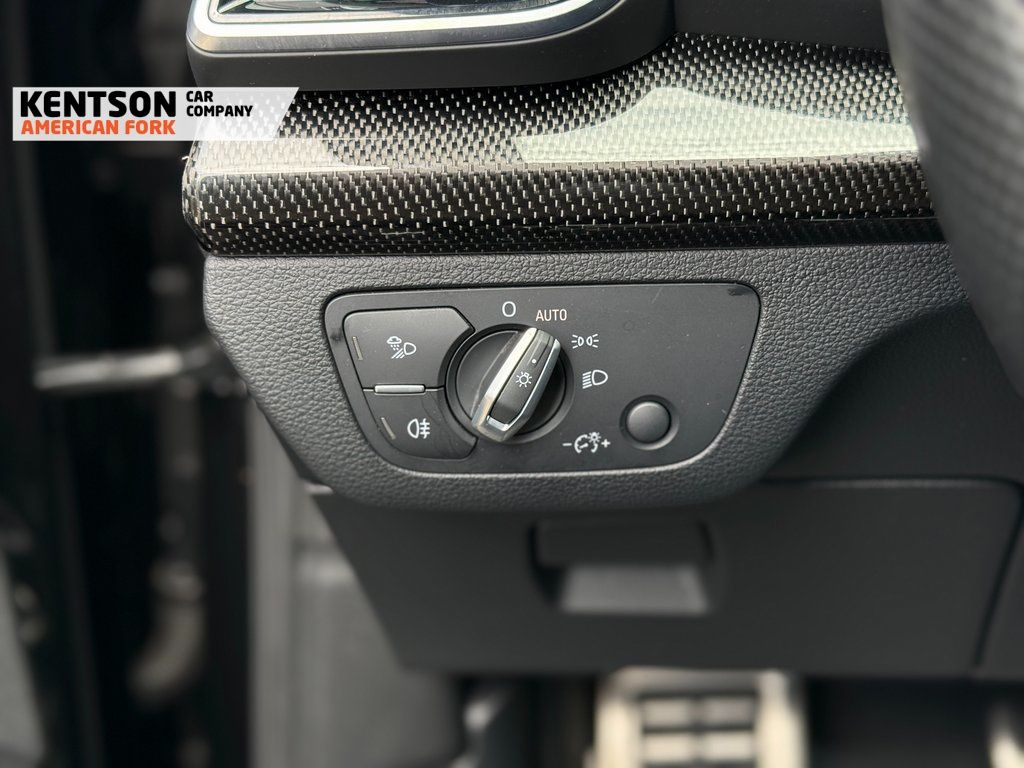 Vehicle image 25 of 49