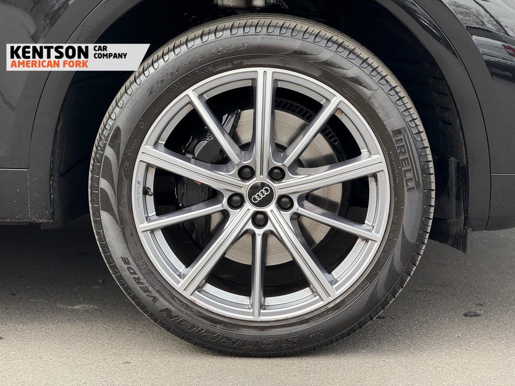 Vehicle image 18 of 49