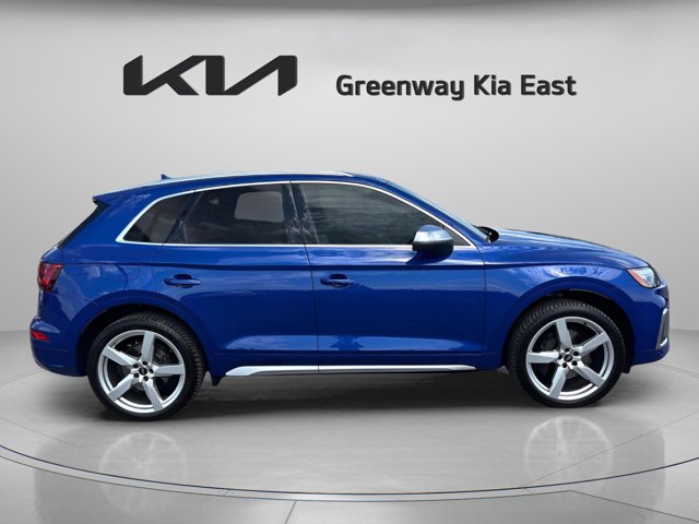 Vehicle image 4 of 34