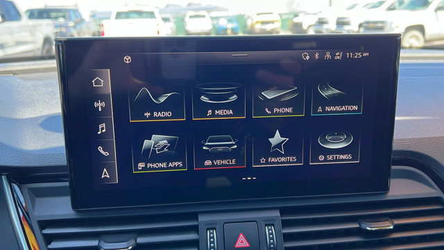 Vehicle image 24 of 31