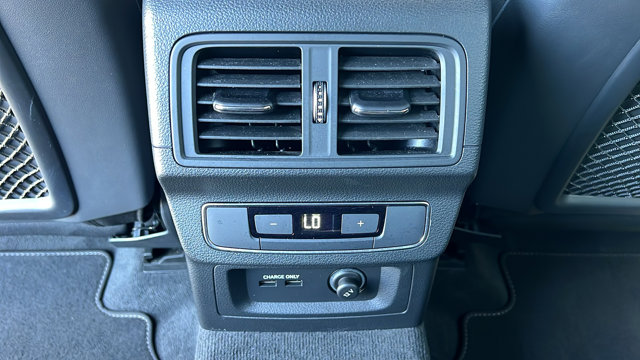 Vehicle image 15 of 31