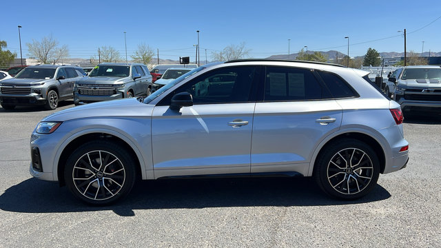Vehicle image 8 of 31
