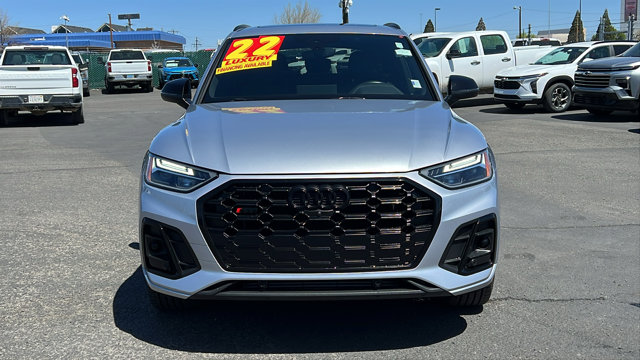 Vehicle image 2 of 31