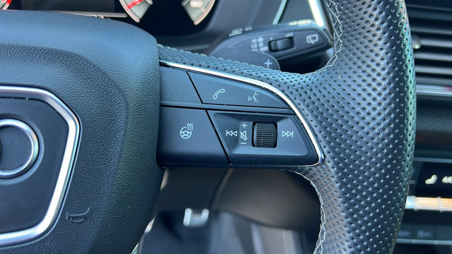 Vehicle image 27 of 31
