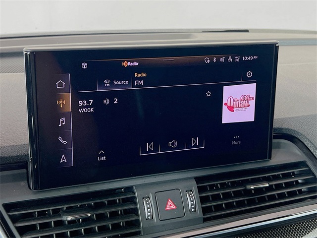 Vehicle image 16 of 25
