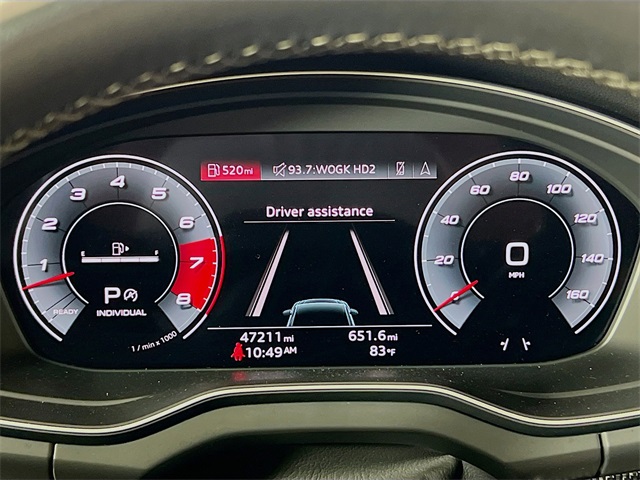 Vehicle image 14 of 25