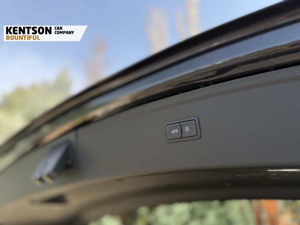Vehicle image 46 of 48