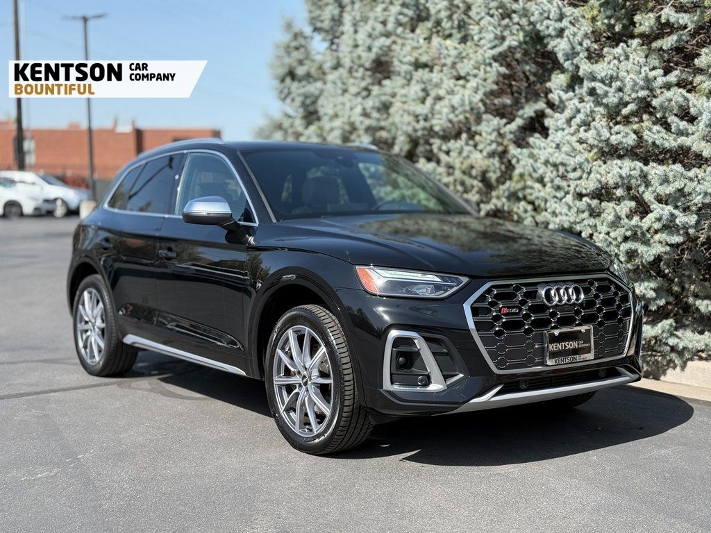 Vehicle image 6 of 48