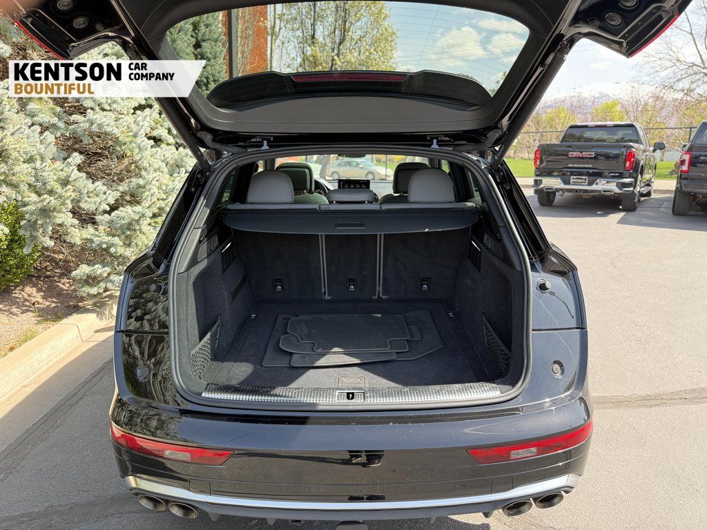 Vehicle image 45 of 48