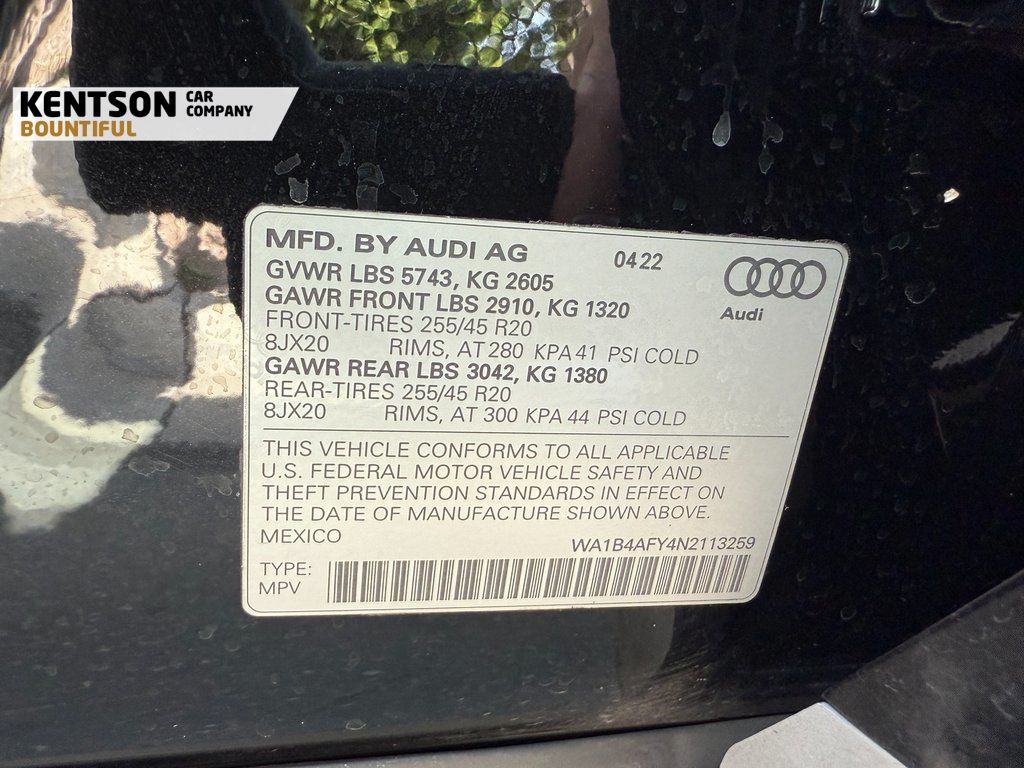 Vehicle image 47 of 48
