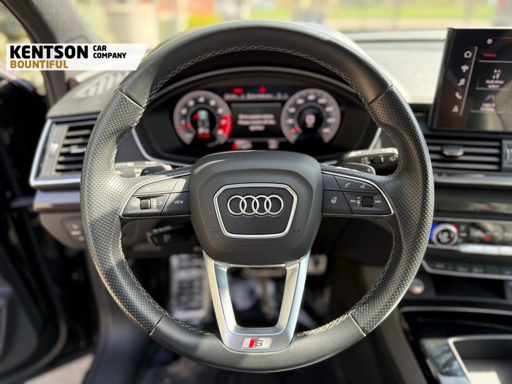 Vehicle image 20 of 48