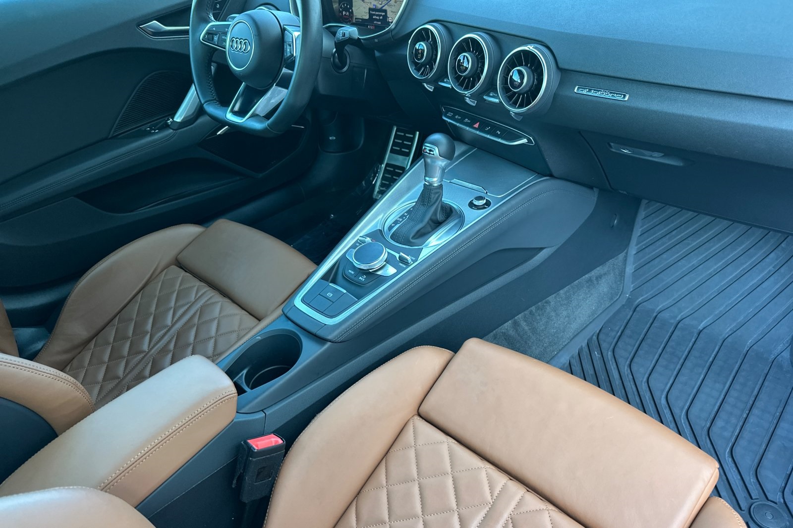 Vehicle image 15 of 35