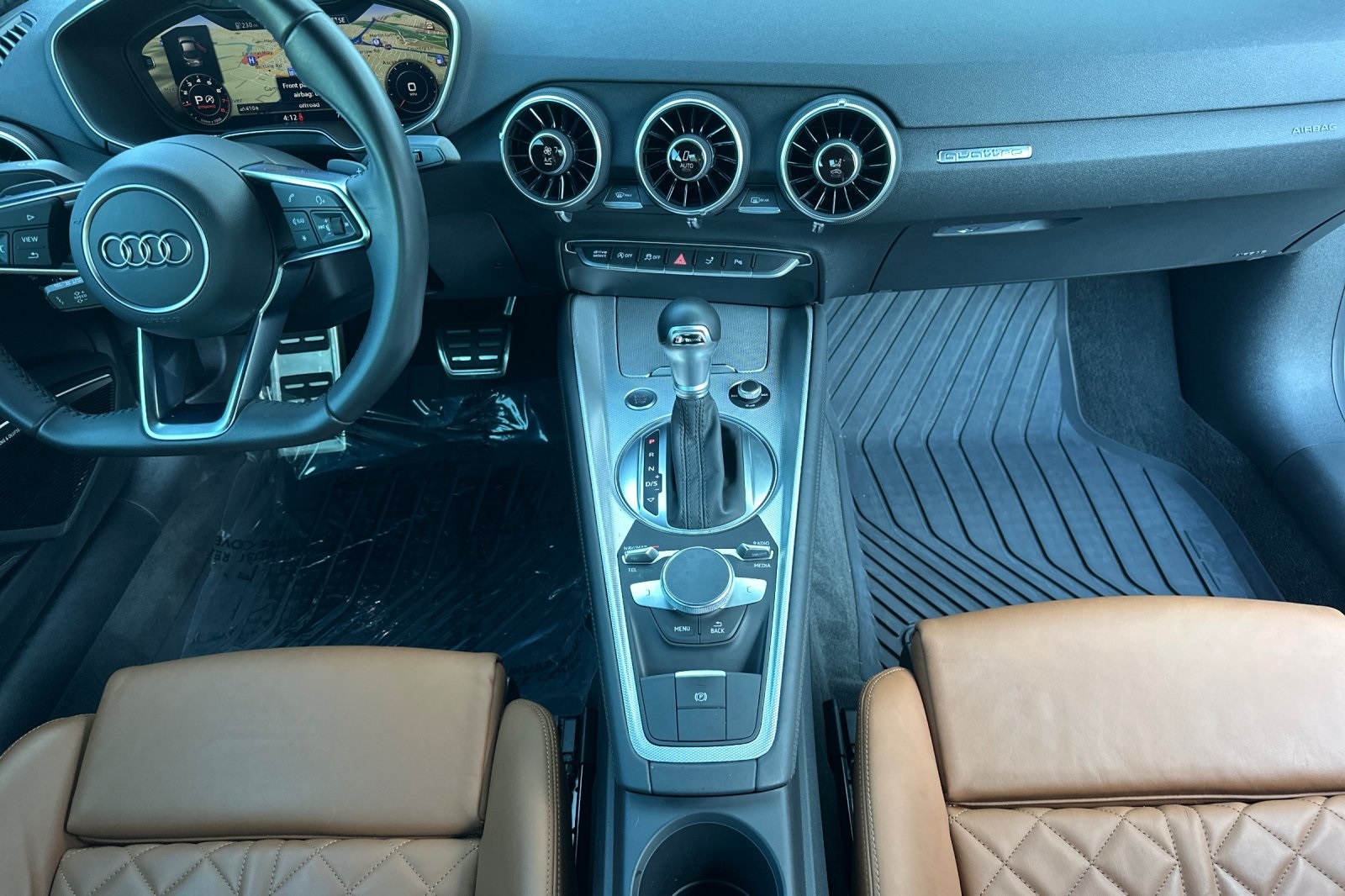 Vehicle image 13 of 35