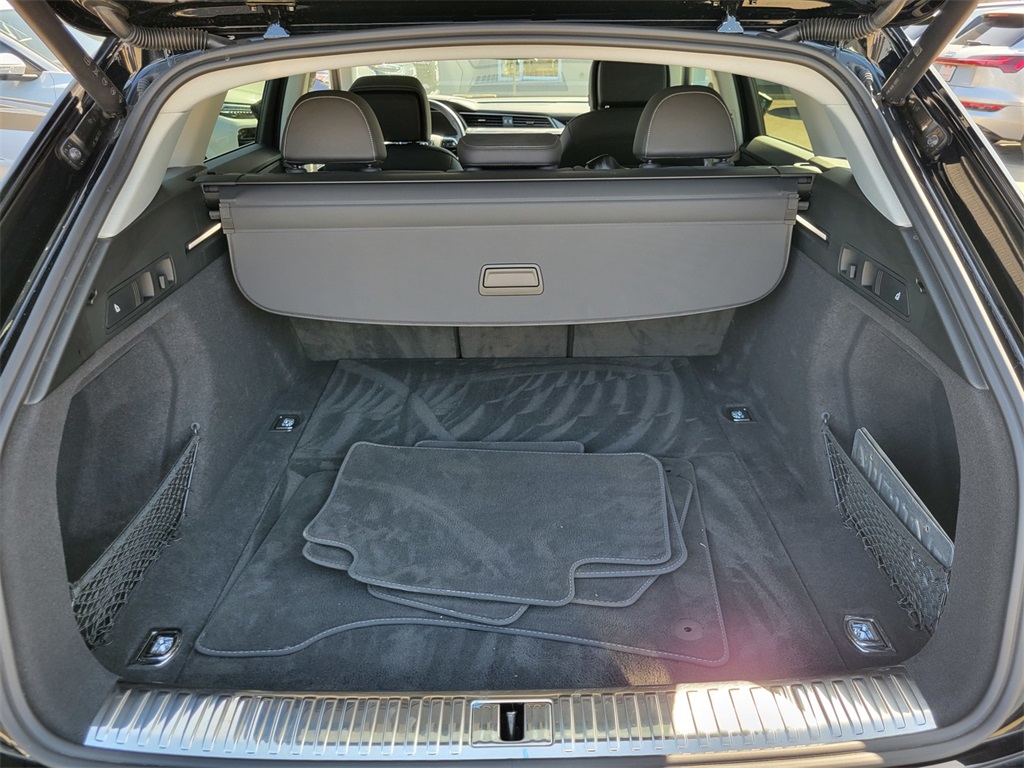 Vehicle image 27 of 27