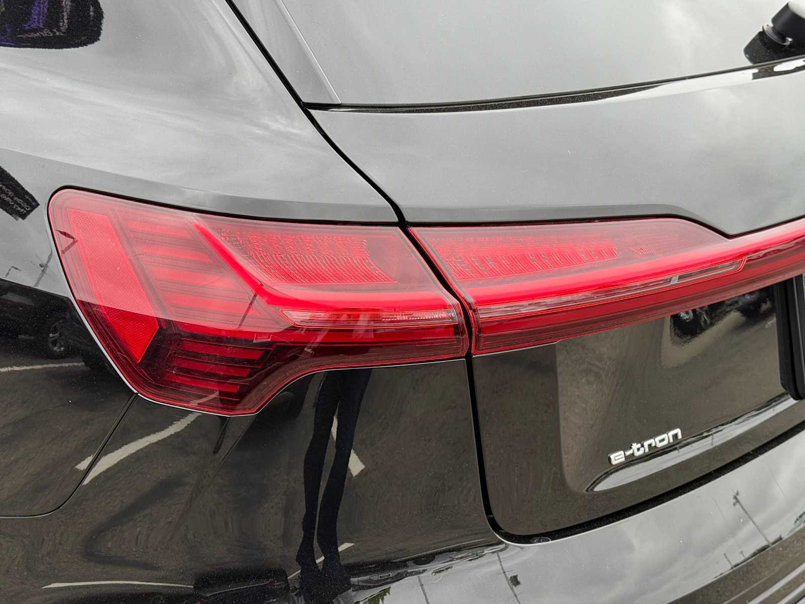 Vehicle image 14 of 38